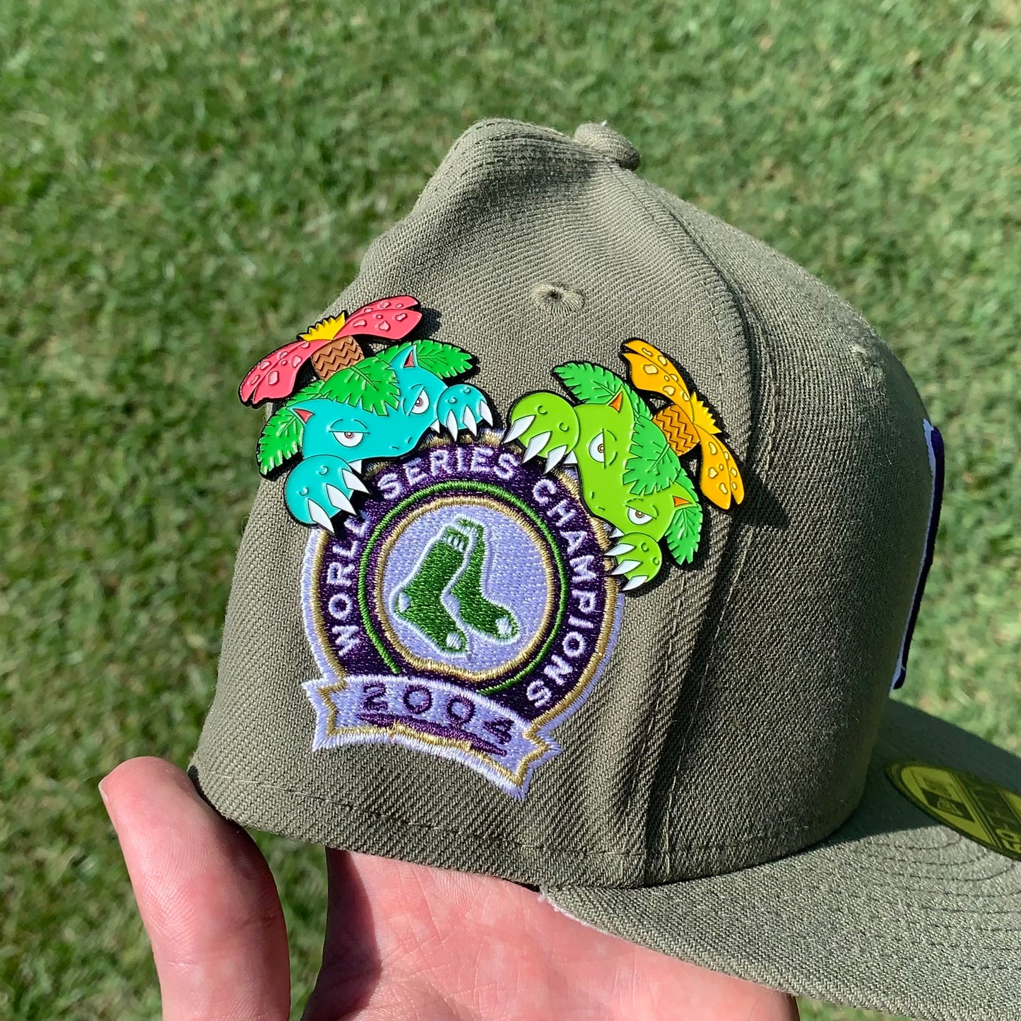 Shiny Venusaur Pin